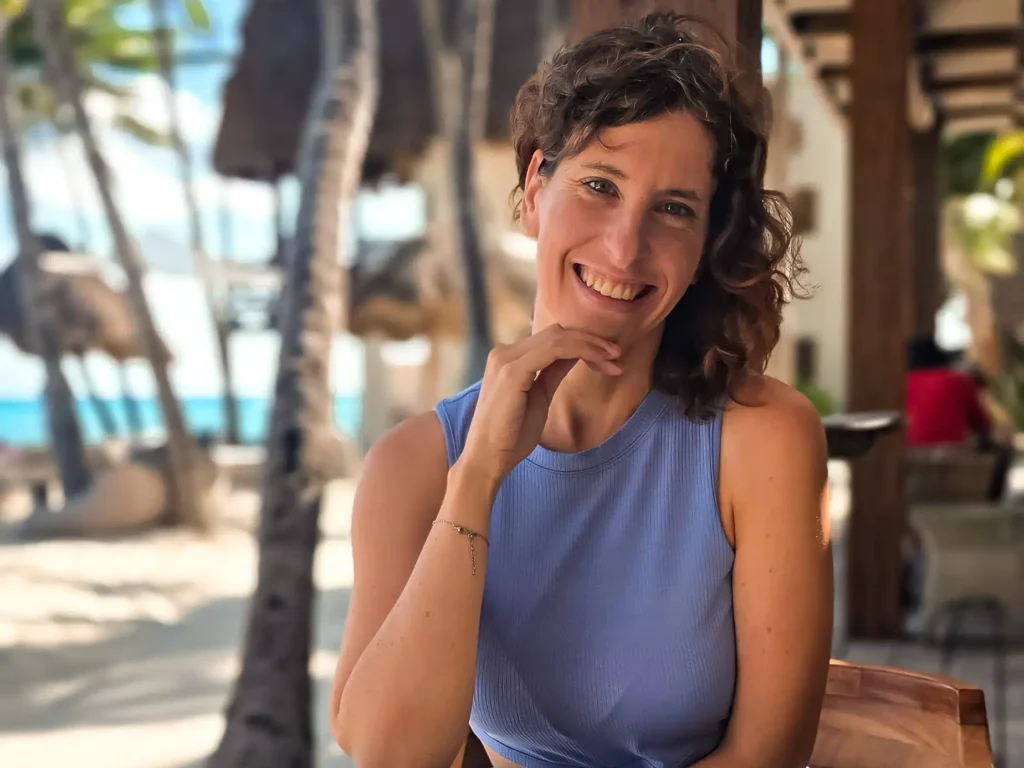 Daniela Seibert in einer Strandbar. Foto: Privat