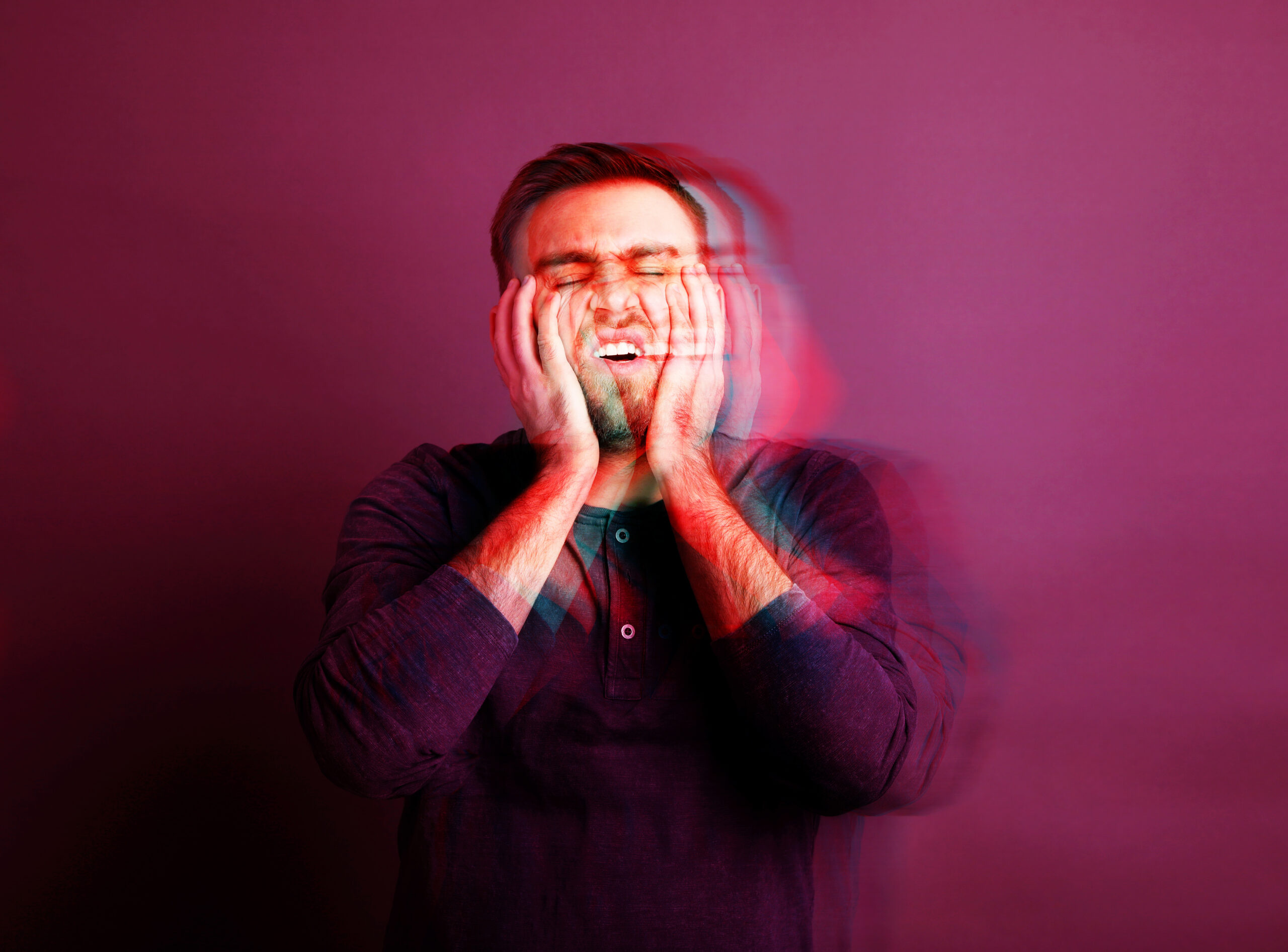 Wahnvorstellungen durch Chatbot-Gebrauch? US-Medien berichten von Extrembeispielen. Foto: Adobe Stock / New Africa